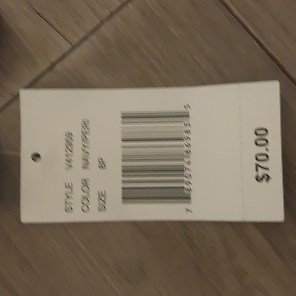 Dress - Picture 3 of 4